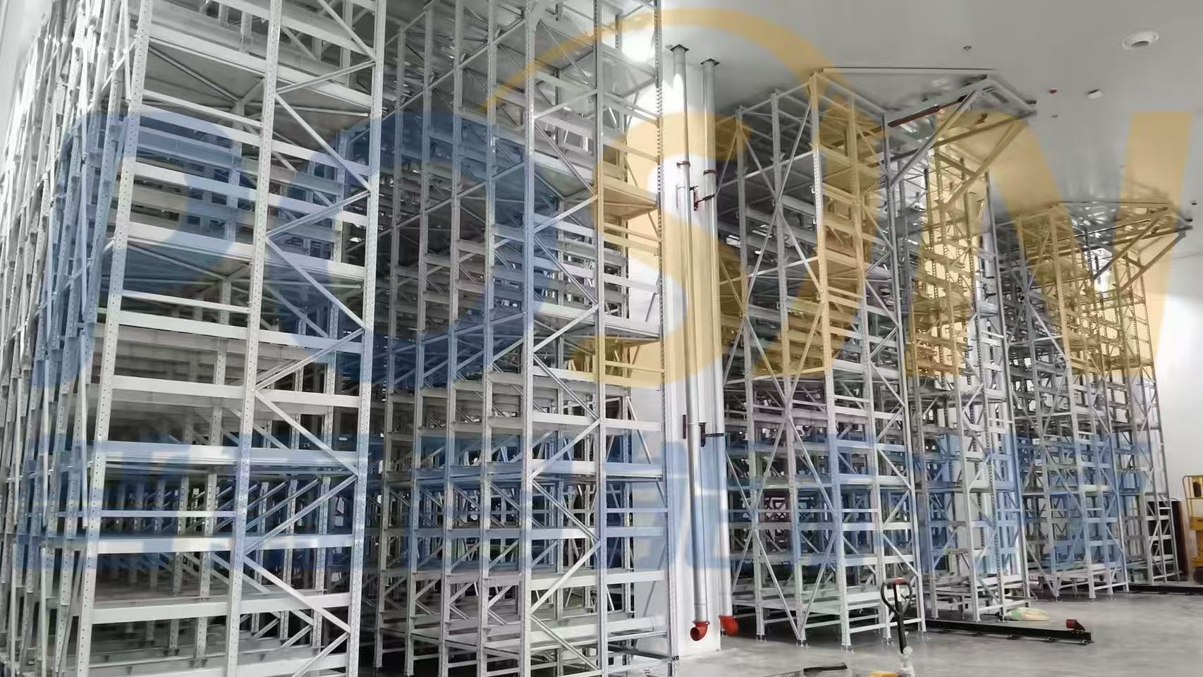 料箱式堆垛機(jī)立庫